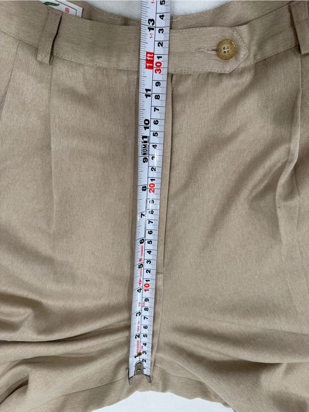 Vintage Lacoste Pleated Bermuda Colette Shorts Beige Tan Old Money Size 10 - Picture 12 of 12